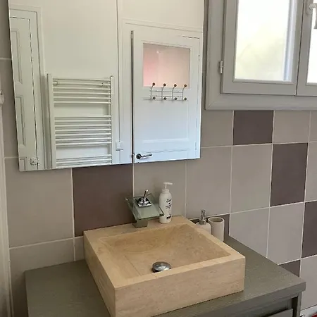 Apartment Le Sablon - 2 Chambres - Jardin Lecoq - Parking Clermont-Ferrand